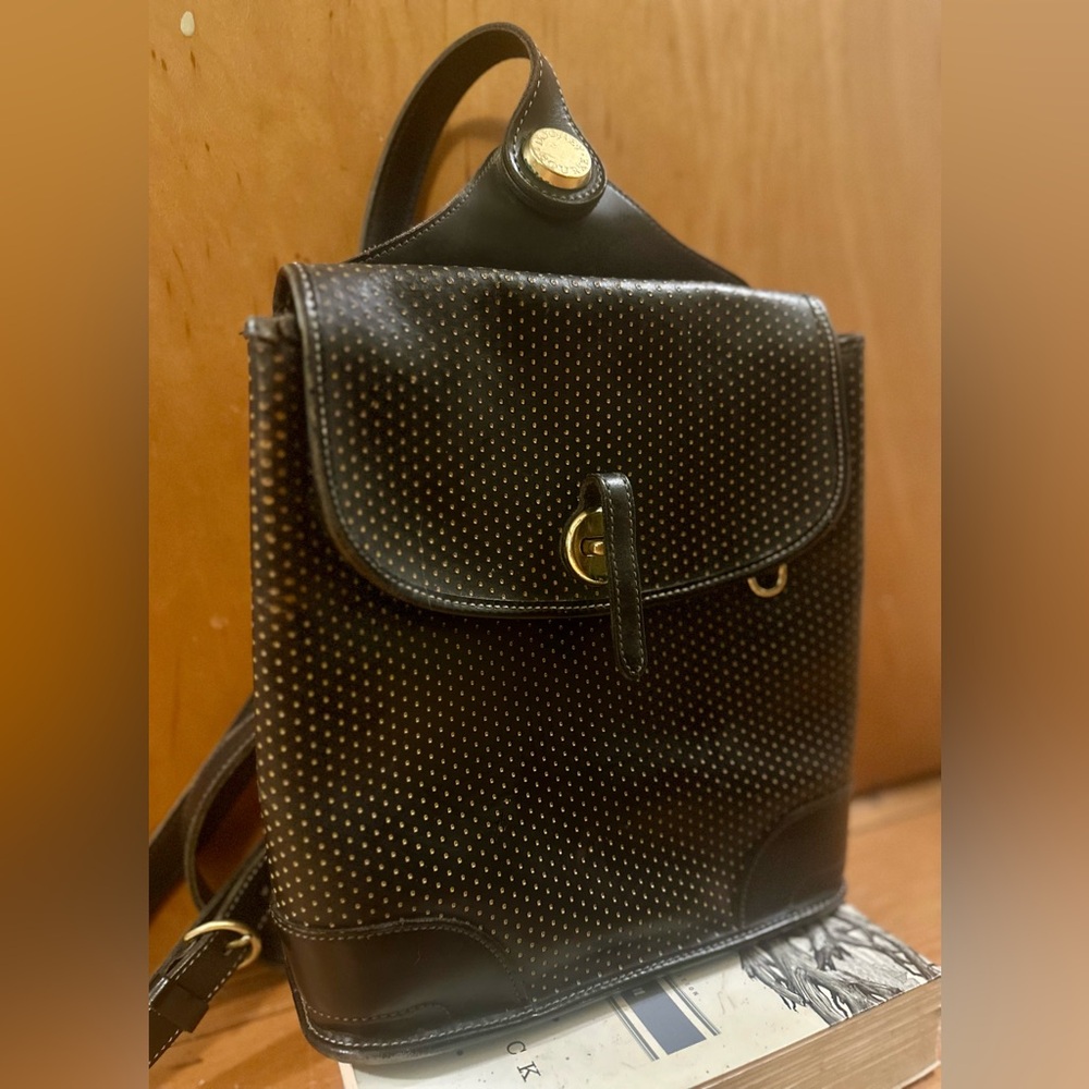 Vintage Dooney & Bourke Black Leather Backpack 🖤